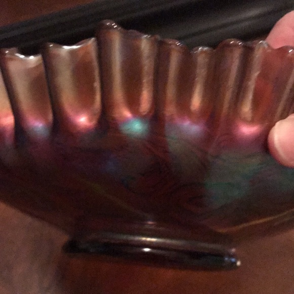 ♦️♦️SOLD♦️♦️Vintage RARE amethyst Glass/ iridescent Carnival glass - Picture 5 of 9